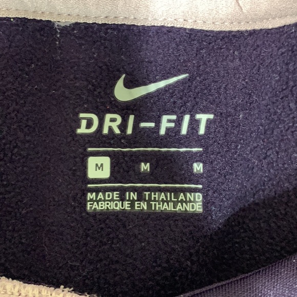 Nike pullover sweatshirt with hoodie - Picture 8 of 9